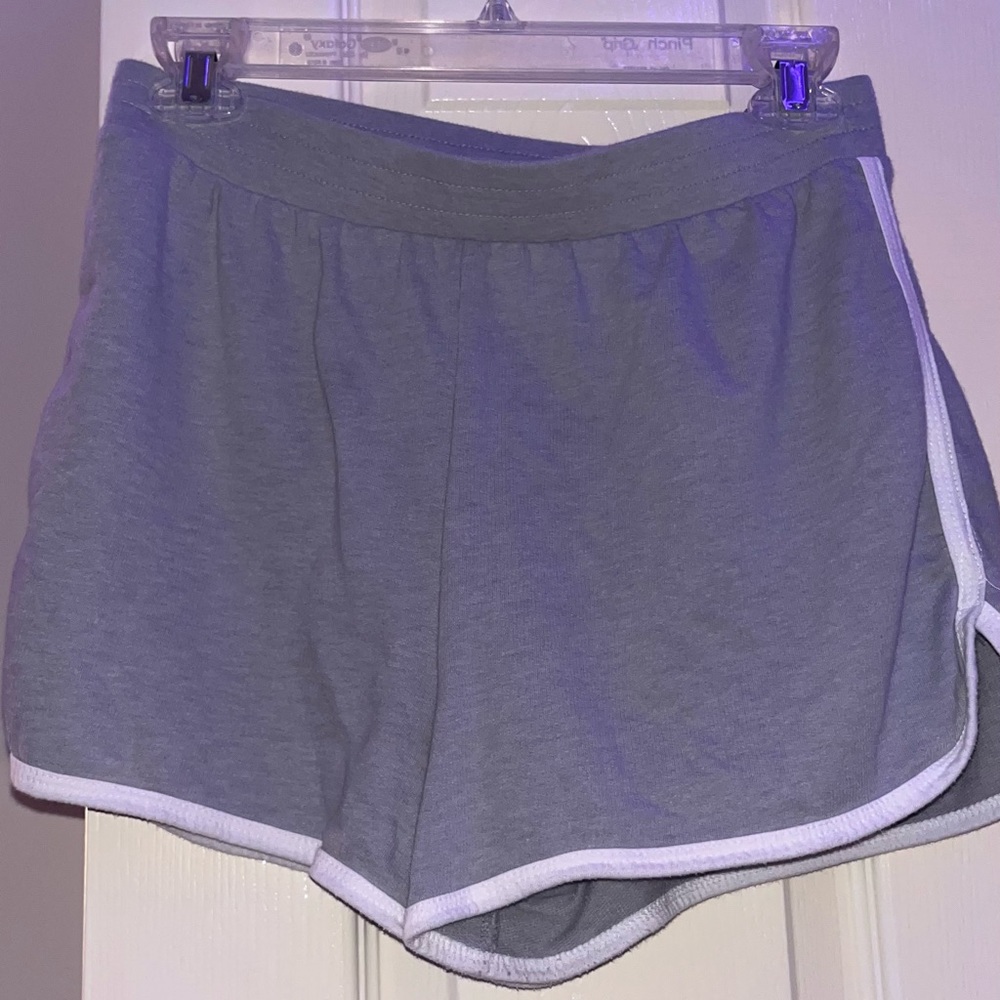 Grey shorts with white lining
